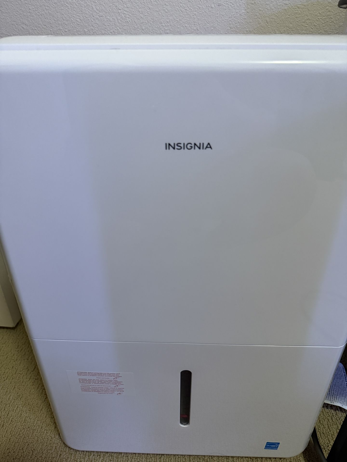 Insignia Dehumidifier - Energy Save