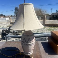 Vintage Ceramic Lamp! 