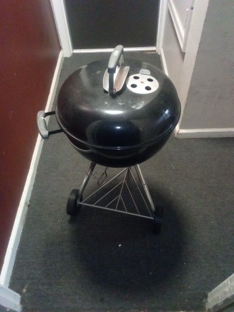 Webber  Charcoal Bbq