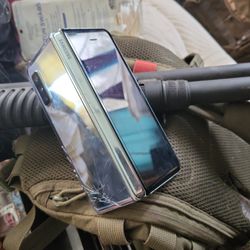 Samsung Fold 4 Carrier Unlocked