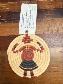 Hopi Coil Mudhead Basket