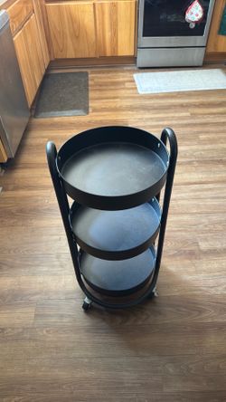 Circular 3-tier cart