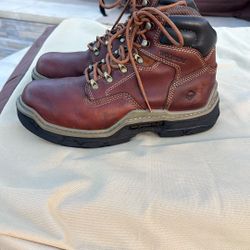 Wolverine Raider II Carbon Toe Size 8 1/2 Extra Wide Safety Leather Non Slip Electrical Hazard Boots