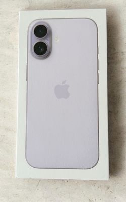 Apple iPhone 17 lavender in Box