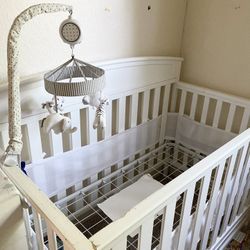 crib for $50 ，pickup only