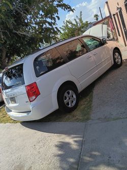 Grand Caravan 2012