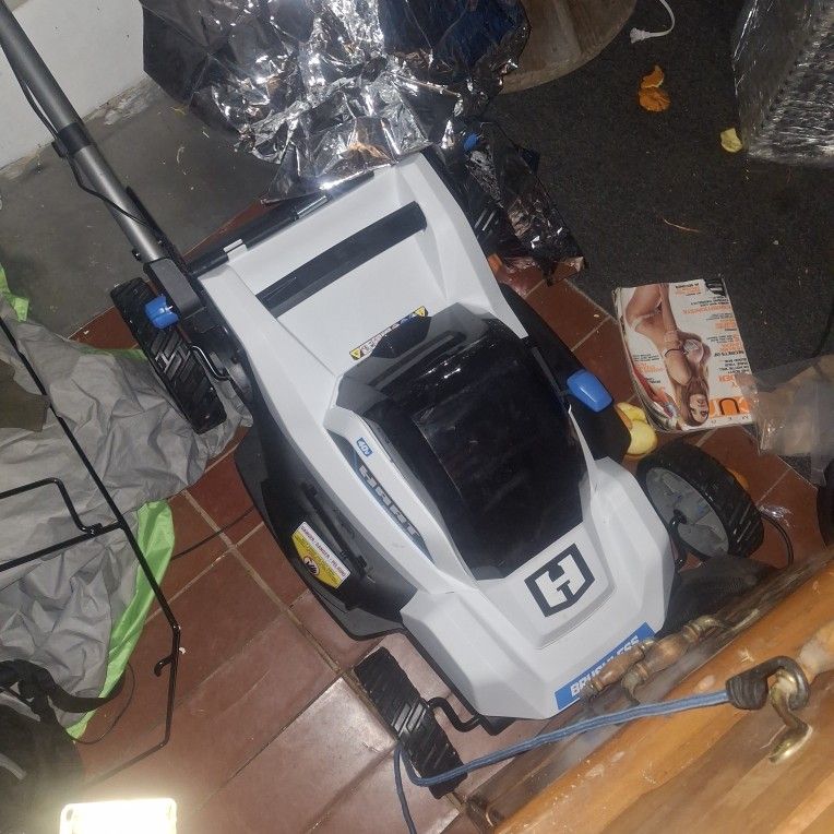 HART 40v Brushless Lawn Mower