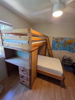 BRONCO TWIN LOFT BED