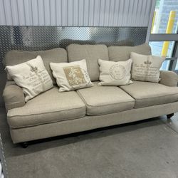 Sofa Couch FREE DELIVER