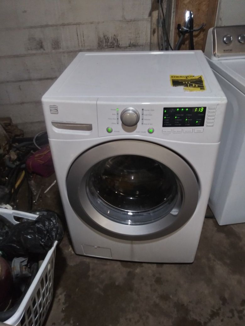 Nice quiet Kenmore front end loader washer