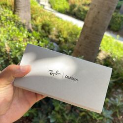 Ray-Ban Meta Wayfarer Gen 2 Smart Glasses (Matte Black) – Like New