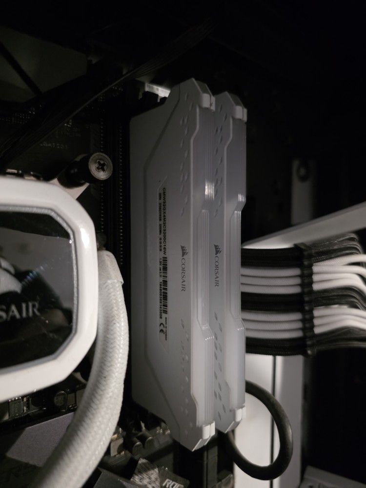 Corsair Vengeance 32gb CL16 DDR4 3200