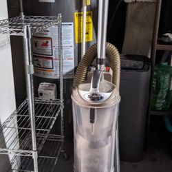 Vacuum - Shark Navigator DLX