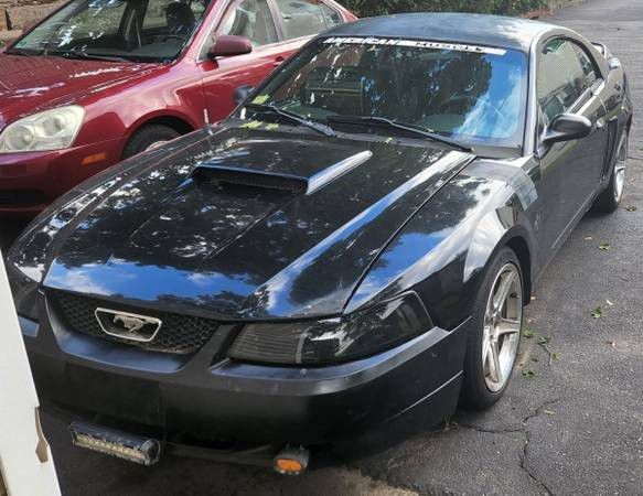 2000 Ford Mustang (For Parts)