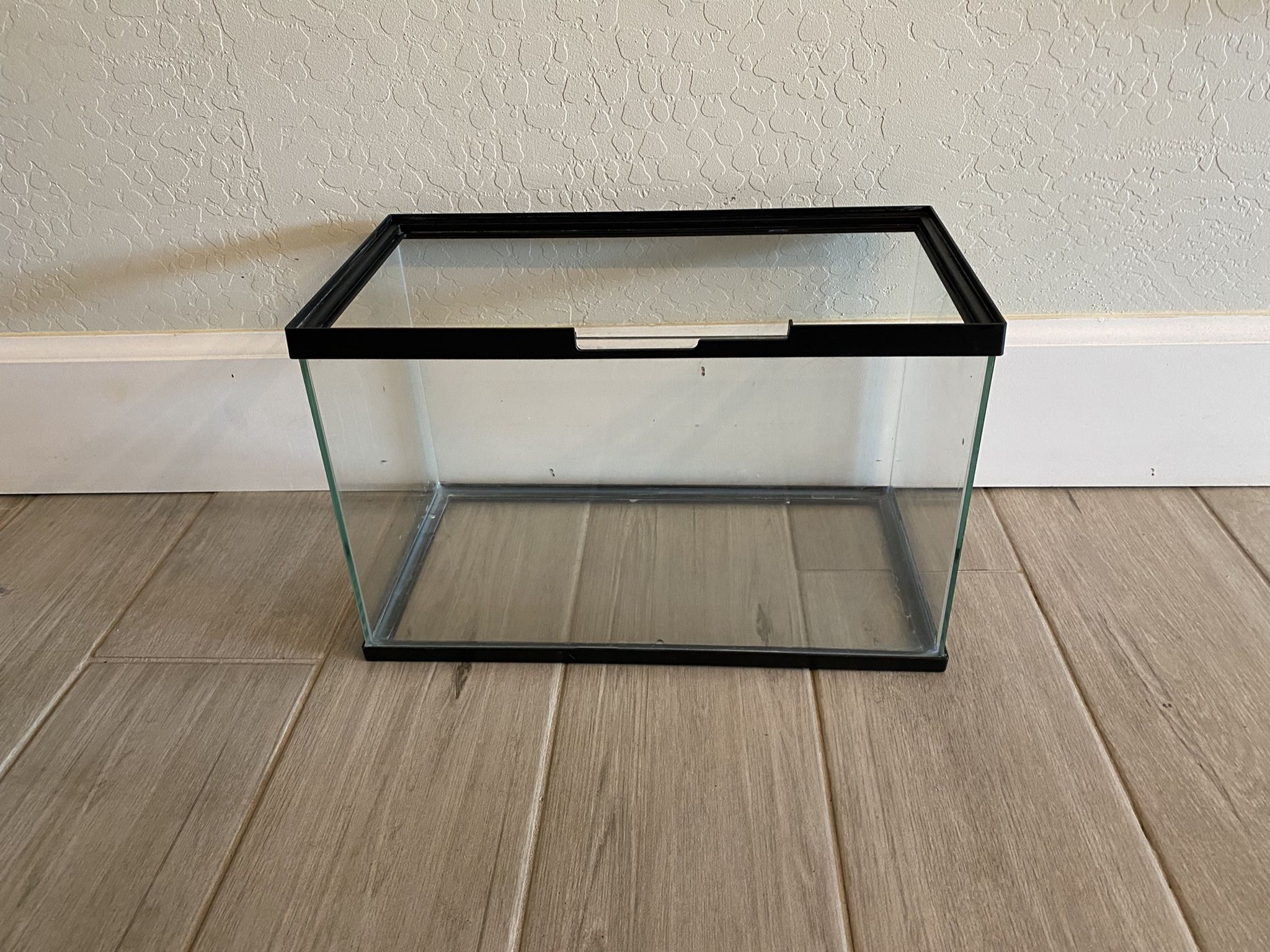 Top Fin 3.8 Gallon Fish Tank