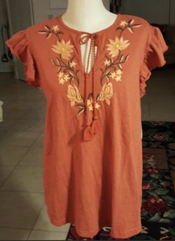 Embroidered Knit Top Sz S
