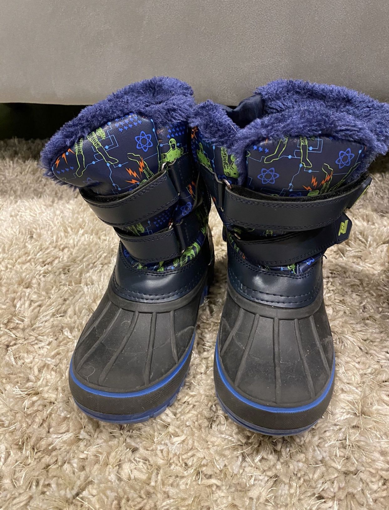 Snow boots for boys or girls