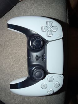 PlayStation 5 DualSense Wireless Controller