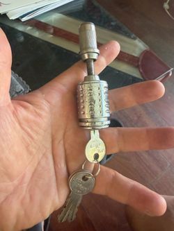 Dead Bolt Hitch Lock