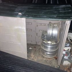 Portable Shed 