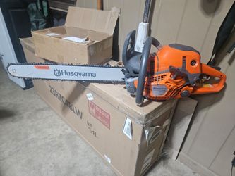 Brand new Husqvarna 562 Xp Mark II Chainsaw w/ 20in bar!