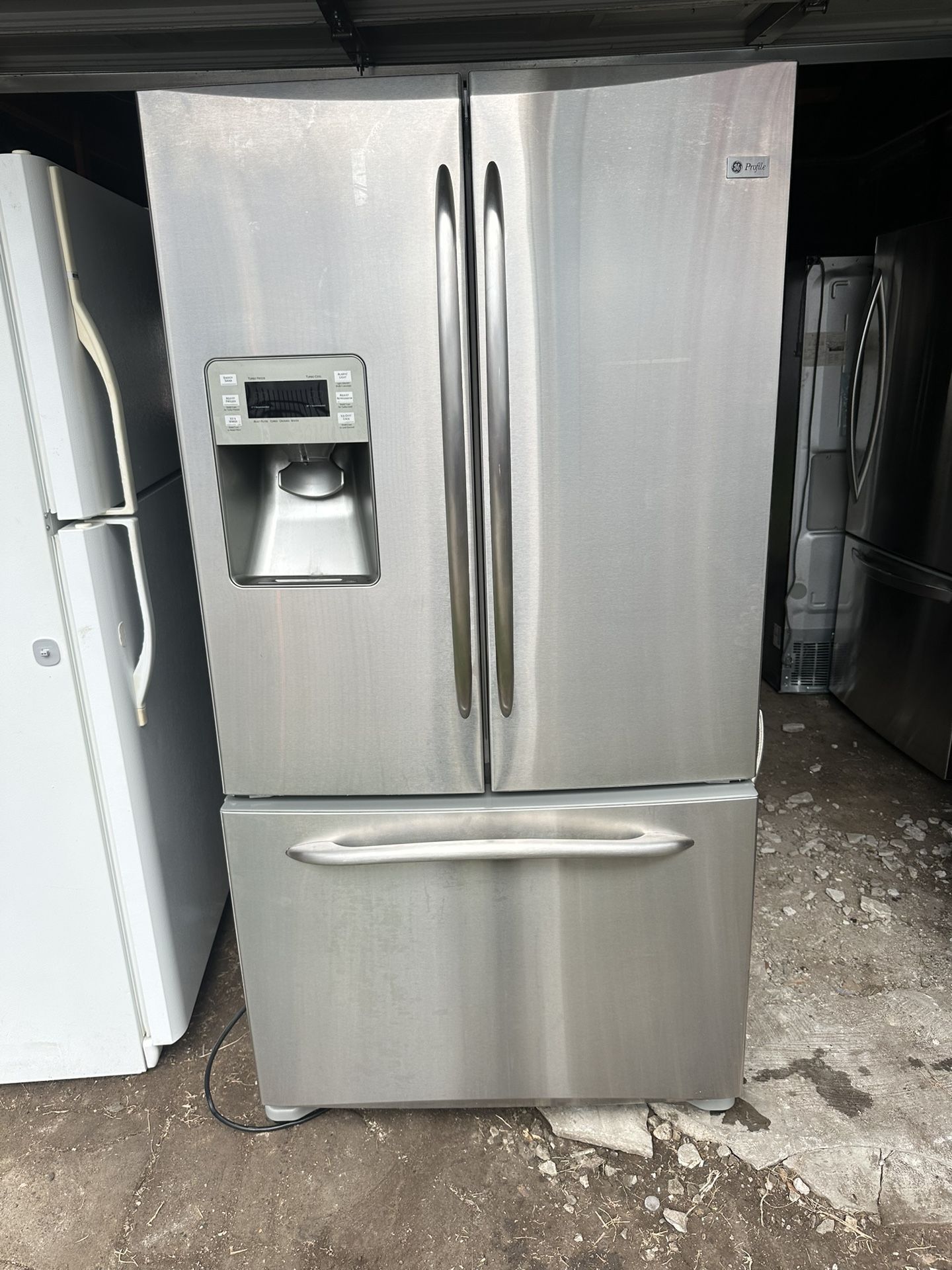 GE Profile Refrigerator 