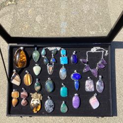 Mixed Natural Stones Necklace & Rings