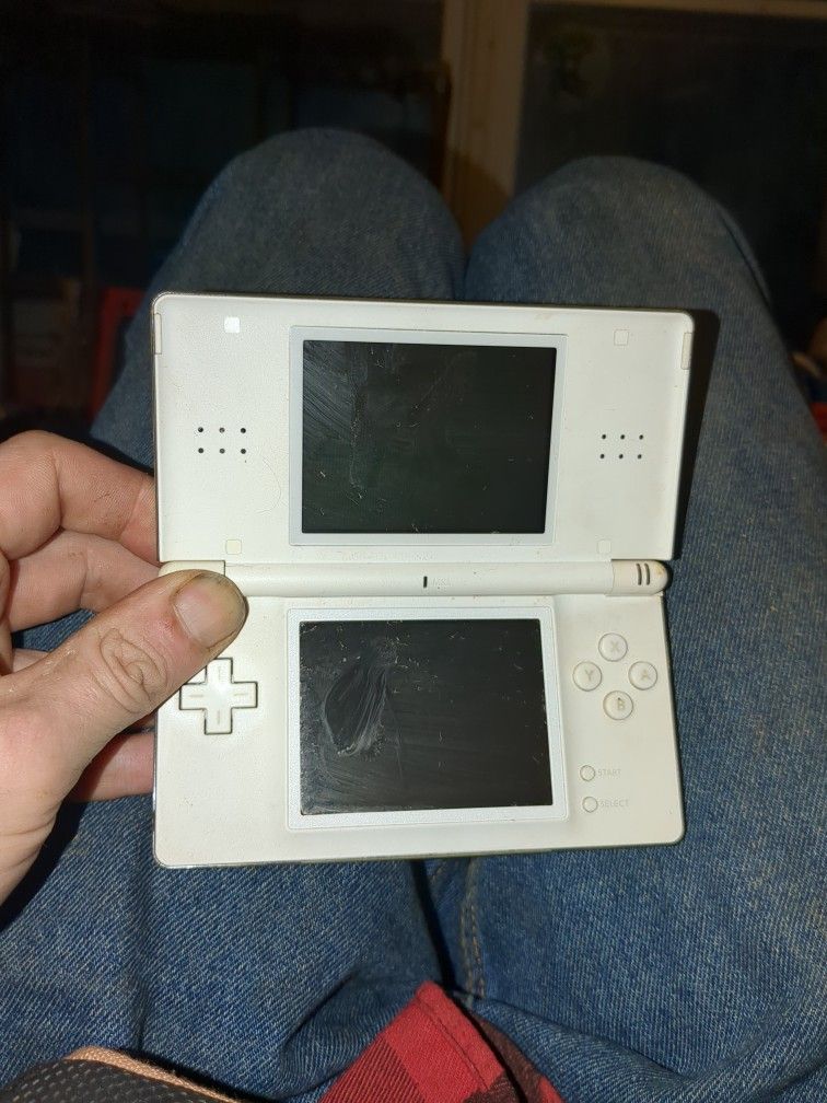 Nintendo DS Lite Parts Only Missing Charger