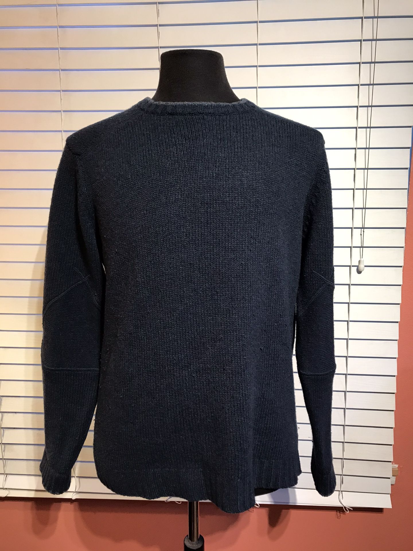 Excellent condition Patagonia Lambs Wool Sweater - Medium