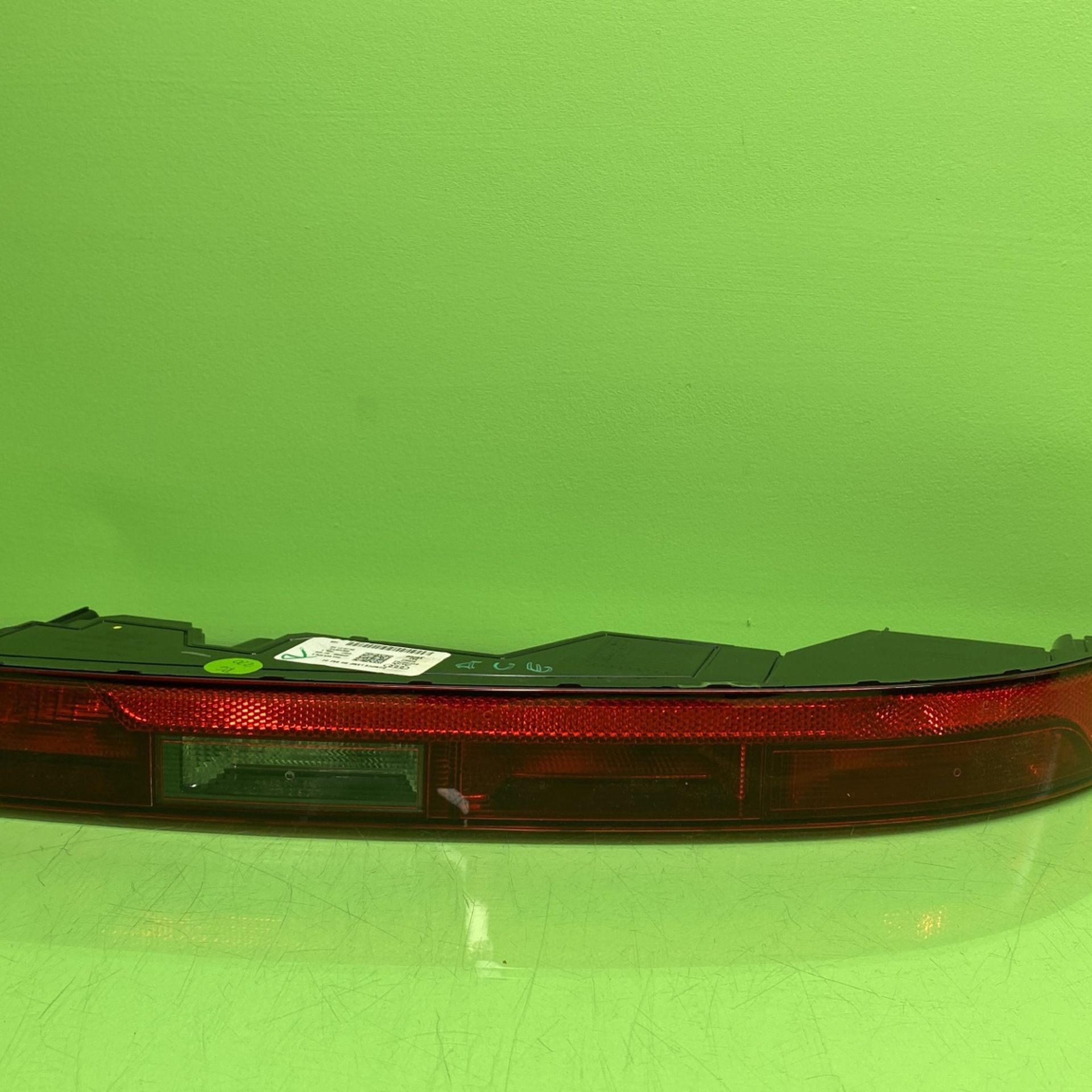 2018 2019 2020 2021 Audi Q5 Tail Brake Light Right Passenger Lower Side OEM