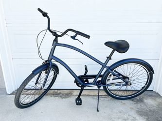 Townie 3i Bicycle by Electra. Blue color. Good condition. 3 speed bike.