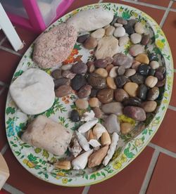 RIVER ROCKS & FLORAL OVAL METAL TRAY