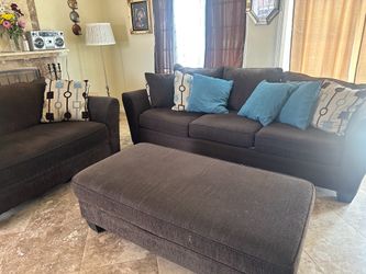 Dark brown 3 pc living room