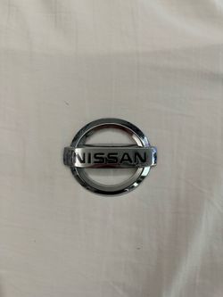 Nissan/350z Emblem