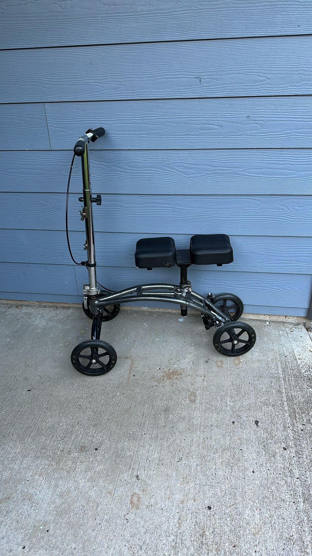 Kneerover, Knee Scoter