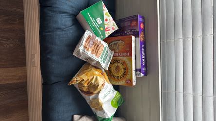 FREE FOOD