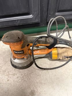 RIDGID Random Orbital Sander