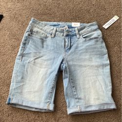 Womens Shorts Brand New Size 8 $5