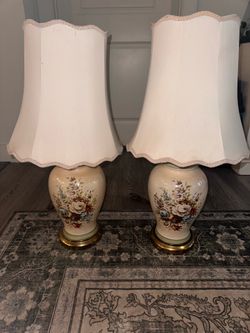 Pair of Vintage Lamps with Scalloped Lampshades