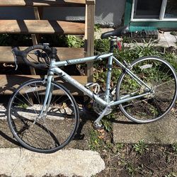 Trek Alpha 2000 Series Road Bike – Light Blue – Lightweight Aluminum