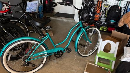 26” Women’s Schwinn Largo bike