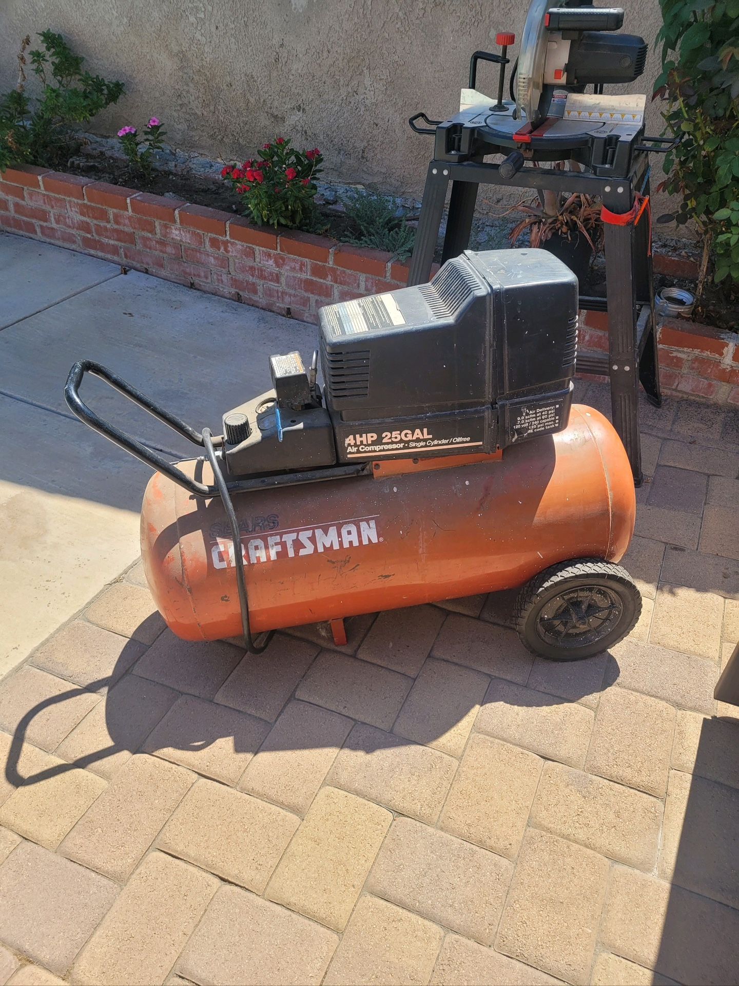 Sears Craftsman 4HP 25 Gallon Air Compressor