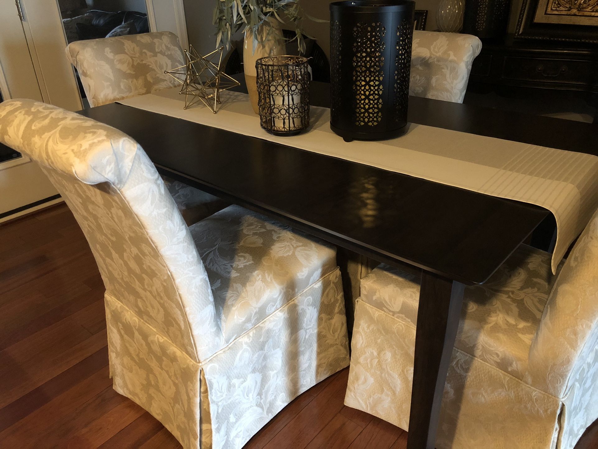 Complete Dining Set PRICE SLASHED
