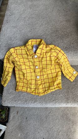 Boys costumes for Halloween Sz. 18-24. Month shirts woody. Toddlers costume Disney Toy Story