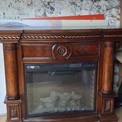 Cherry Wood Electric Fireplace/Heater With Wooden Mantle Surround 