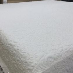 Serta iComfort Genius Gel Hybrid King Mattress/boxsprings
