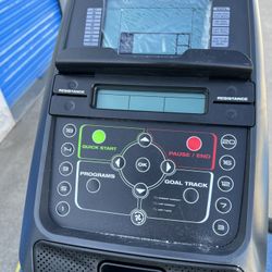 SCHWINN 430 ELLIPTICAL 