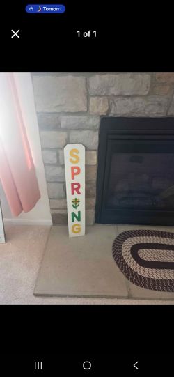 SPRING WOODEN PORCH SIGN,INDOOR/OUTDOOR