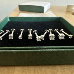 18G White Gold Studs  