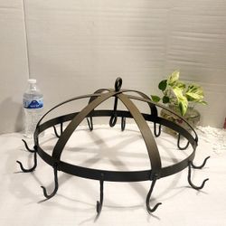 WROUGHT IRON POT/PAN HANGING HOLDER WITH 12 HOOKS. 